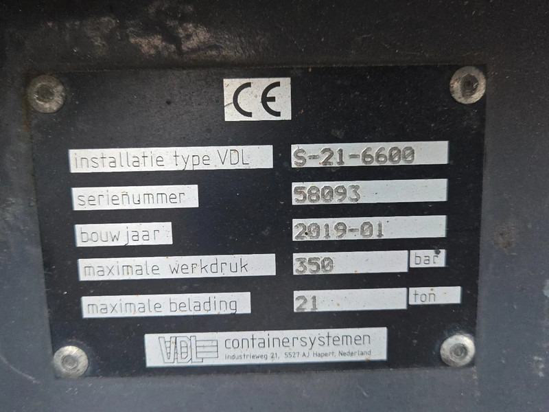 Camion ampliroll Volvo FH 470 VDL hooklift