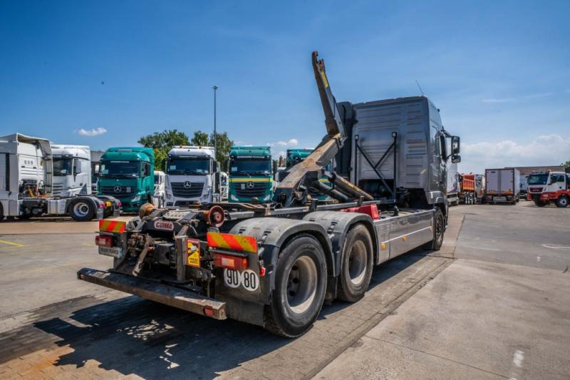 Camion ampliroll Volvo FH 480 -E5 + PALFINGER