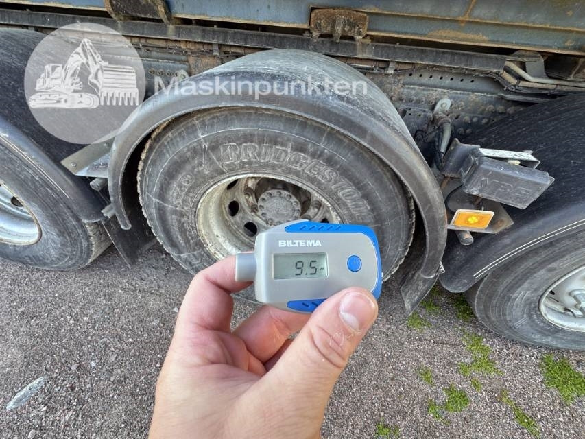 Camion ampliroll Volvo FH 500