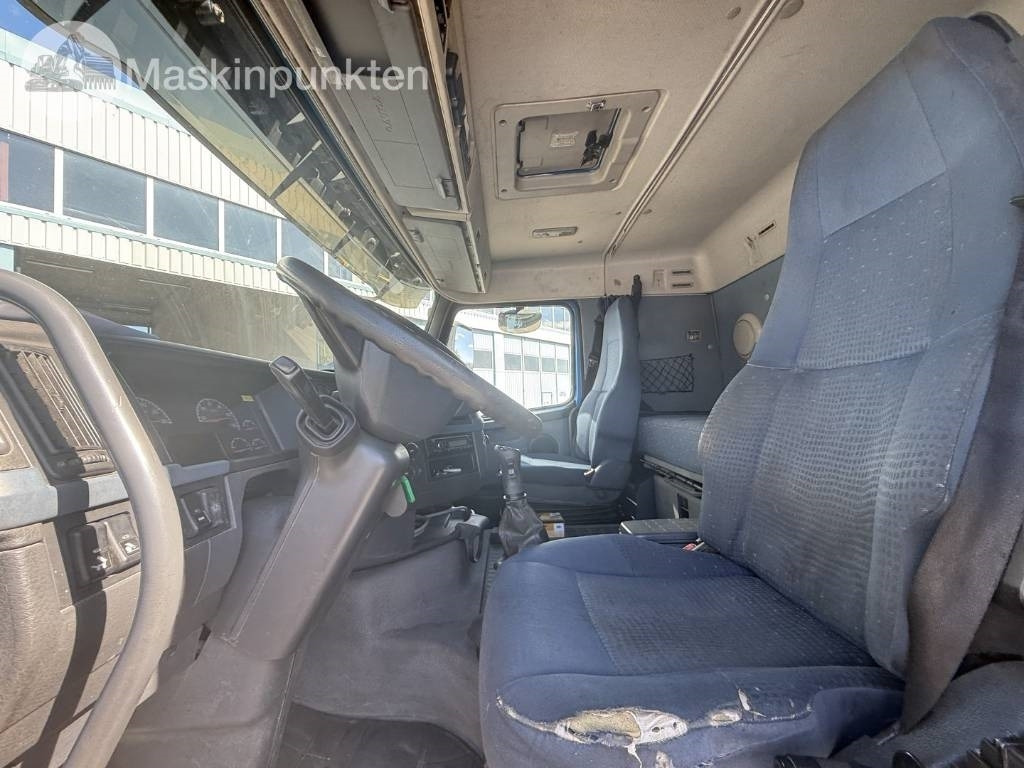 Camion ampliroll Volvo FH 520