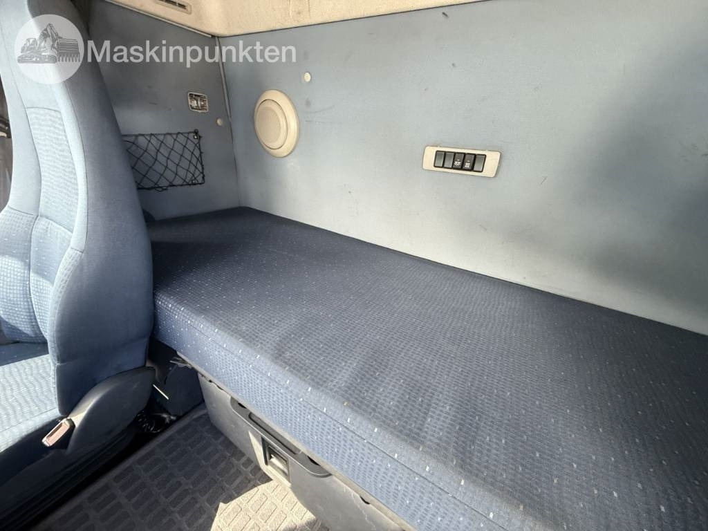 Camion ampliroll Volvo FH 520