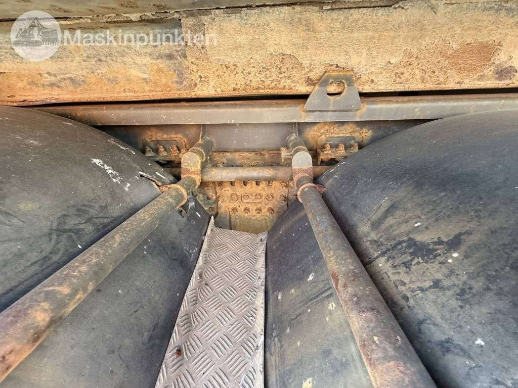 Camion ampliroll Volvo FH 520