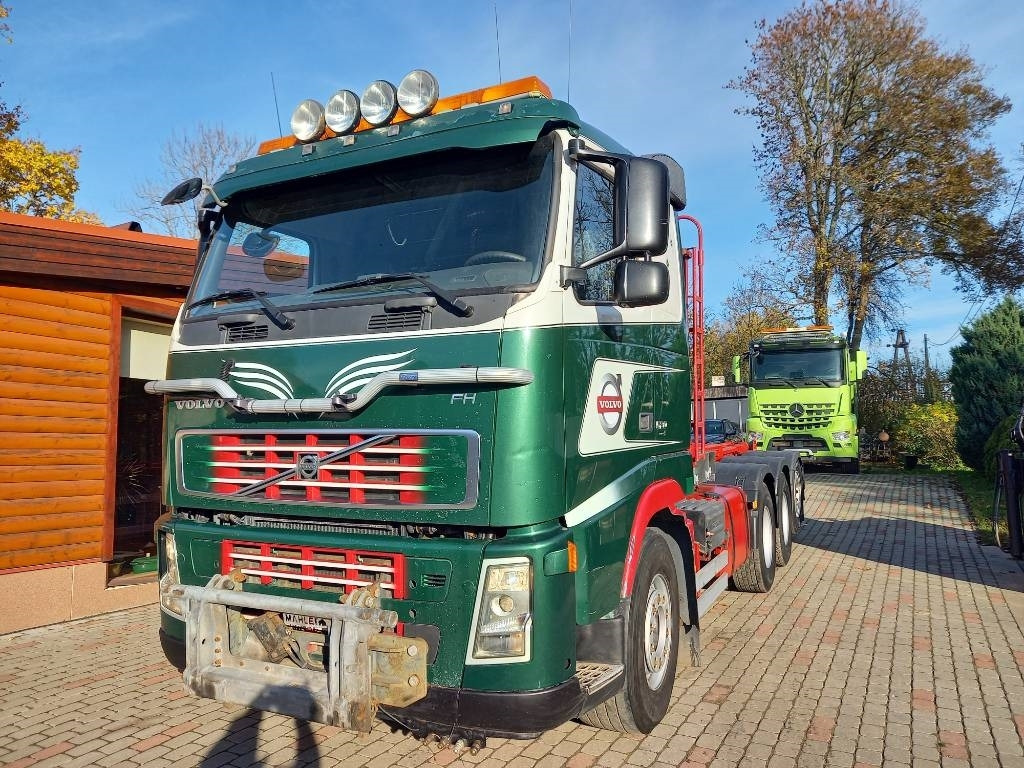 Camion ampliroll Volvo FH 520, 8x4, MULTILIFT