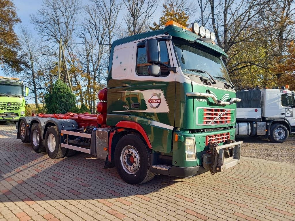 Camion ampliroll Volvo FH 520, 8x4, MULTILIFT