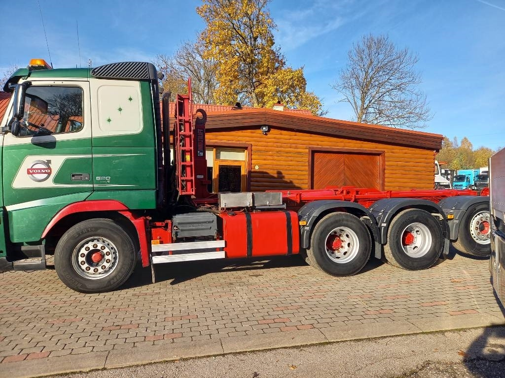 Camion ampliroll Volvo FH 520, 8x4, MULTILIFT