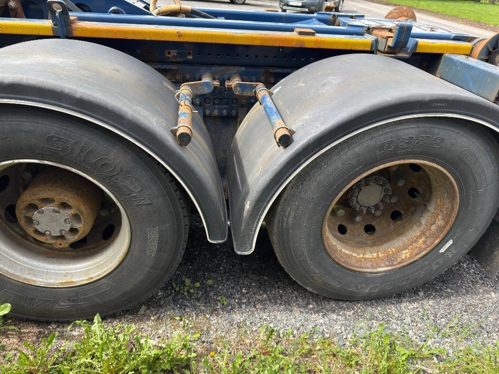 Camion ampliroll Volvo FH 540