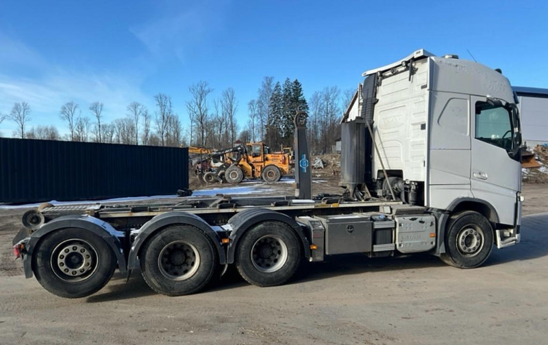 Camion ampliroll Volvo FH 540 / 8x4 / HIDASTIN / TULOSSA