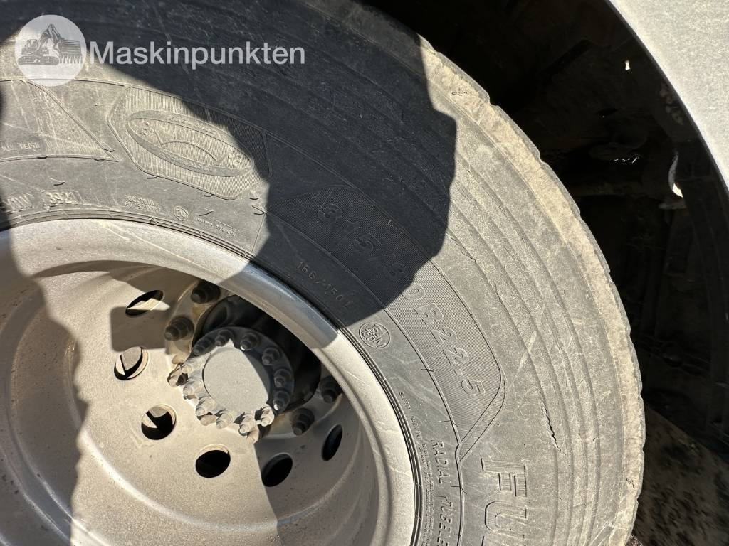 Camion ampliroll Volvo FH 6*2