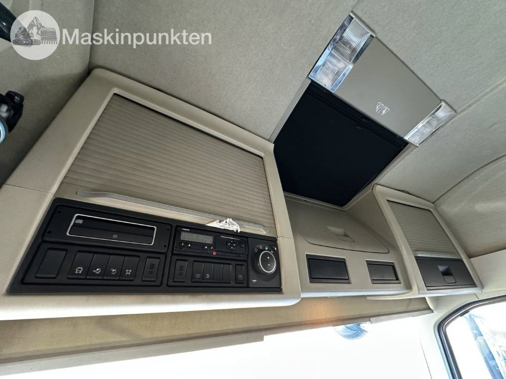 Camion ampliroll Volvo FH 6*2