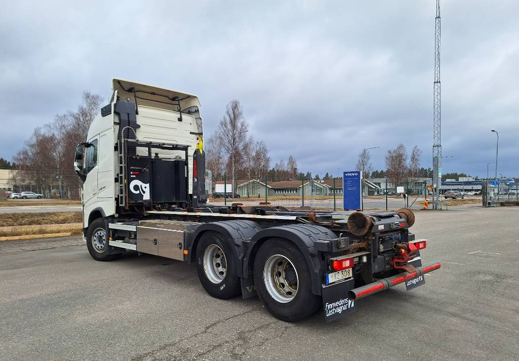 Camion ampliroll Volvo FH 6x2 Lastväxlare