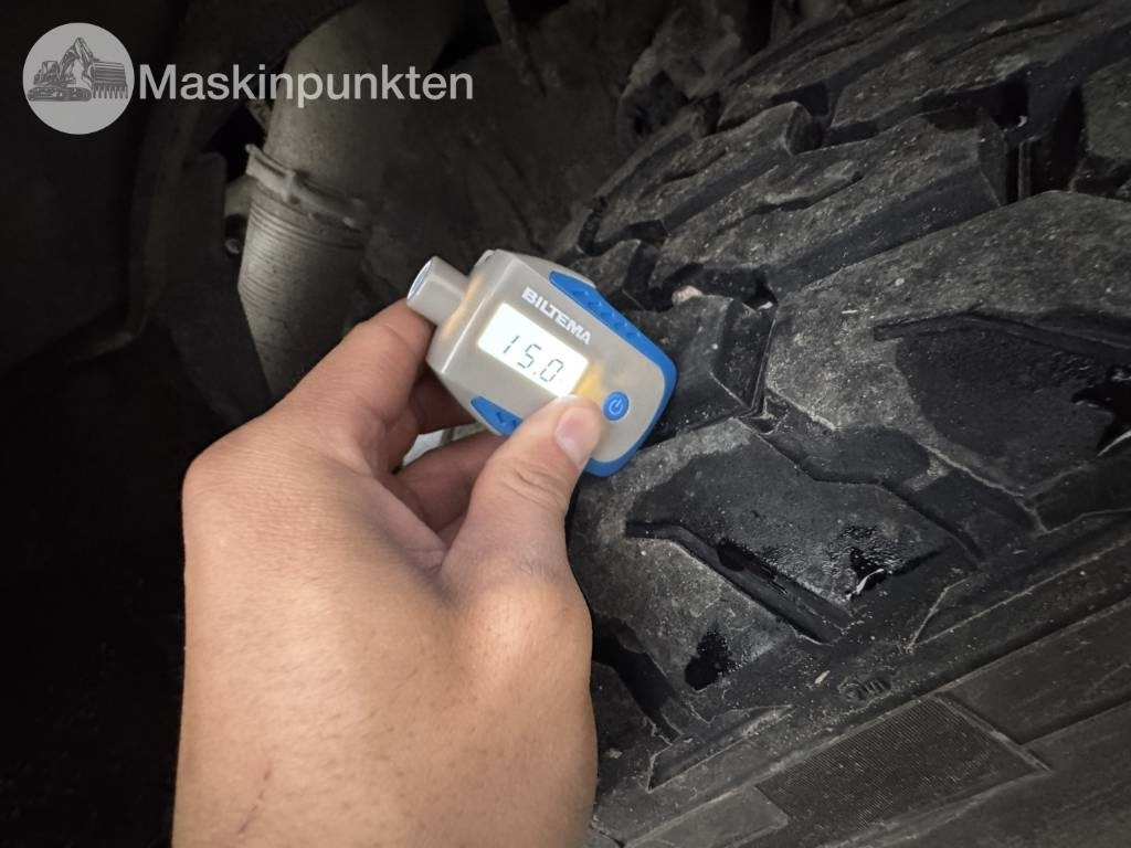 Camion ampliroll Volvo FH 8*4 Tridem lastväxlare