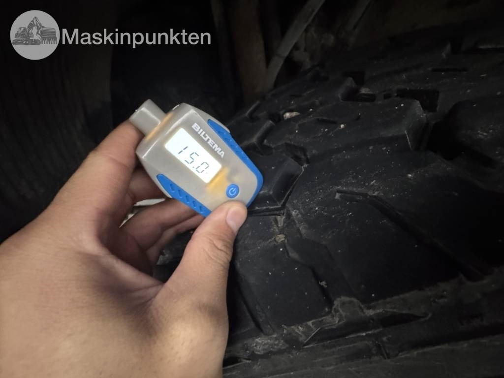 Camion ampliroll Volvo FH 8*4 Tridem lastväxlare