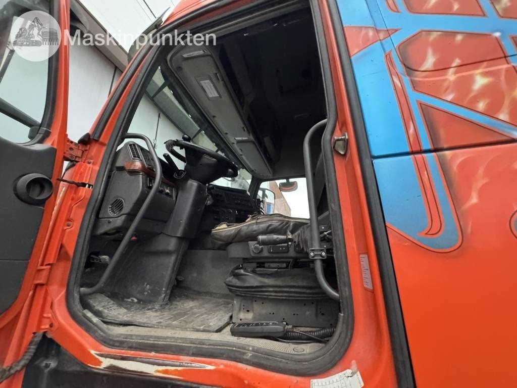 Camion ampliroll Volvo FH 8*4 Tridem lastväxlare