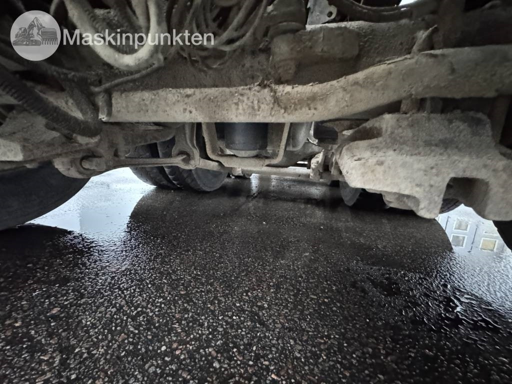 Camion ampliroll Volvo FH 8*4 Tridem lastväxlare