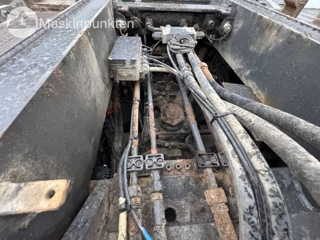 Camion ampliroll Volvo FH 8*4 Tridem lastväxlare