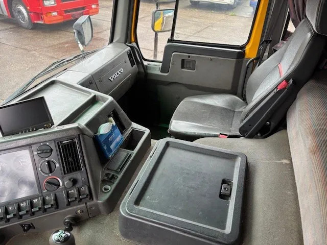 Camion ampliroll Volvo FL 12.380 6x2 A-RIDE (ORIGINAL DUTCH) HOOK-ARM CONTAINER SYSTEM (FULL STEEL SUSPENSION / REDUCTION AXLE / 10 TIRES / 8.000 KG. F