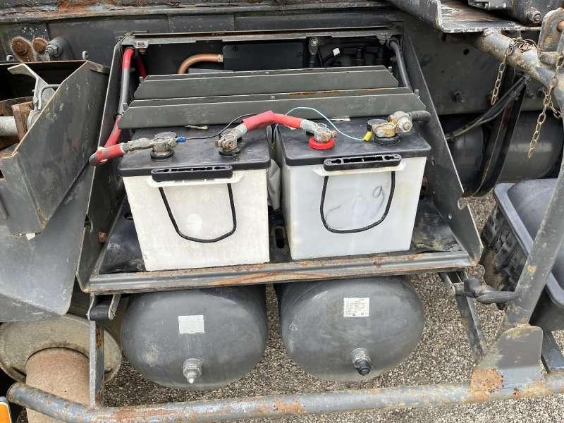 Camion ampliroll Volvo FM12 - 340