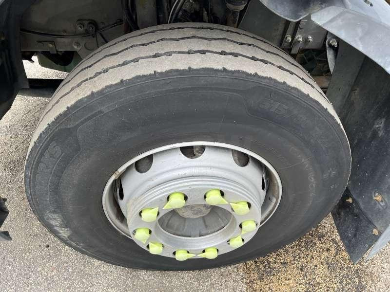 Camion ampliroll Volvo FM12 - 340