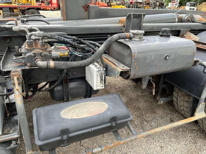 Camion ampliroll Volvo FM12 - 340