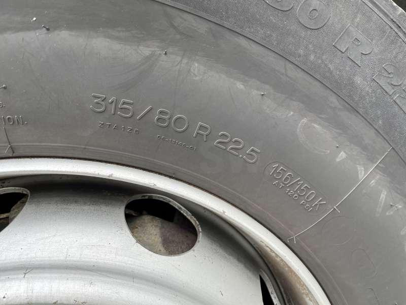 Camion ampliroll Volvo FM12 - 340