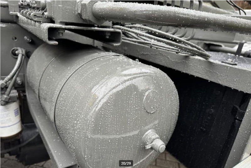 Camion ampliroll Volvo FM12 6x6 Hook lift