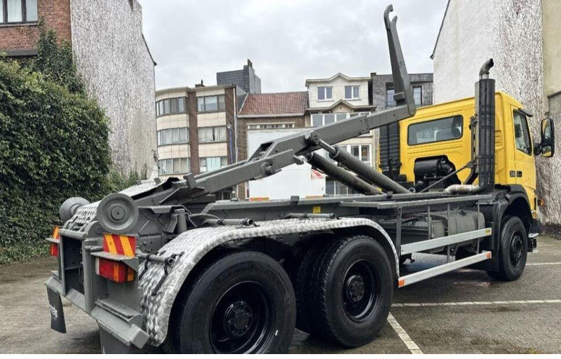 Camion ampliroll Volvo FM12 6x6 Hook lift
