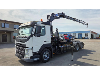 Camion ampliroll Volvo FM330 6X2*4