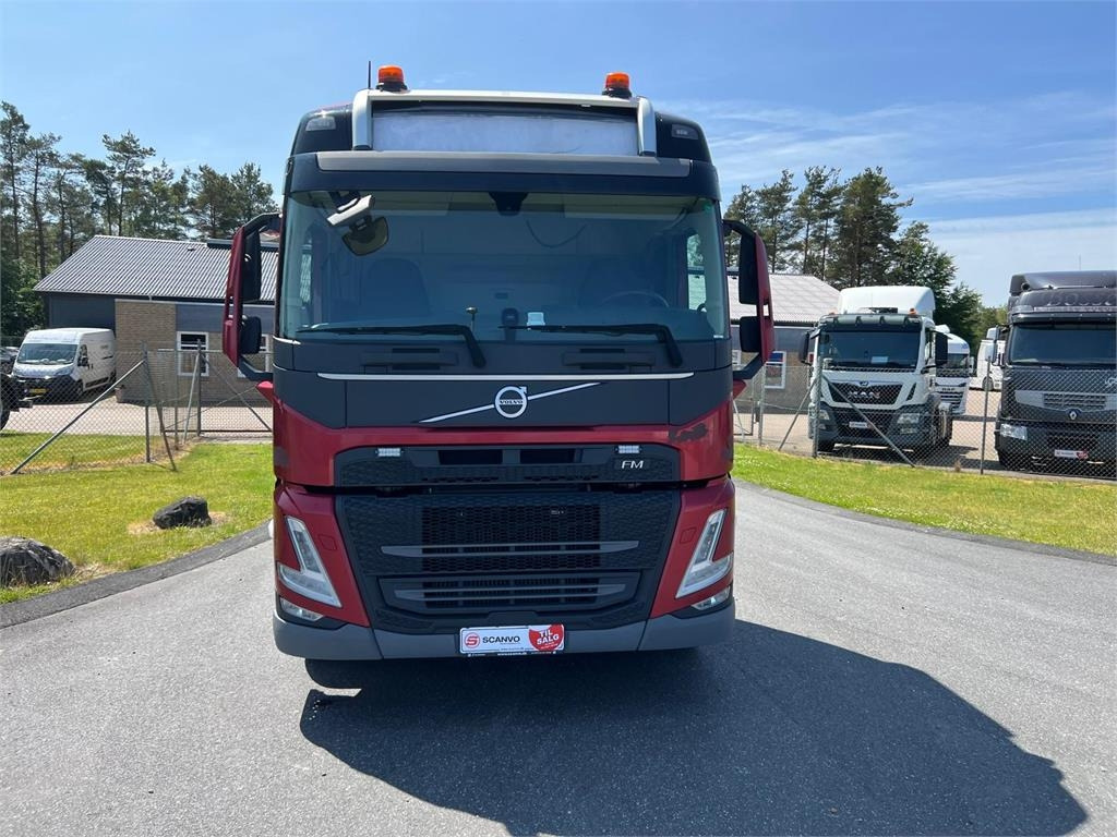 Camion ampliroll Volvo FM430