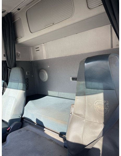 Camion ampliroll Volvo FM460 Globe 6x4