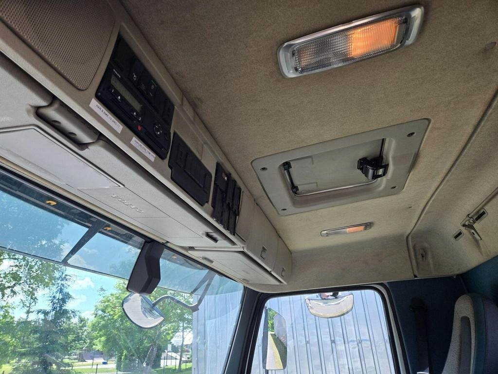 Camion ampliroll Volvo FMX450 6X2 JOAB