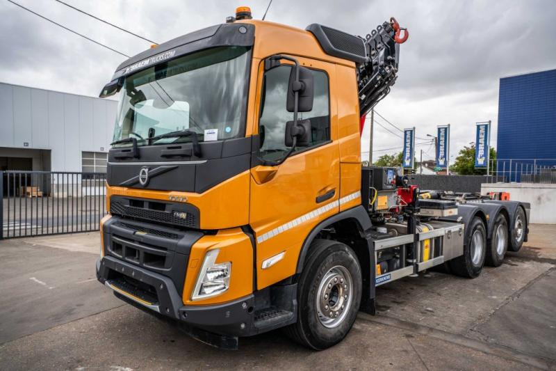 Camion ampliroll Volvo FMX 430-8x4+HMF 2820/6xhydr.