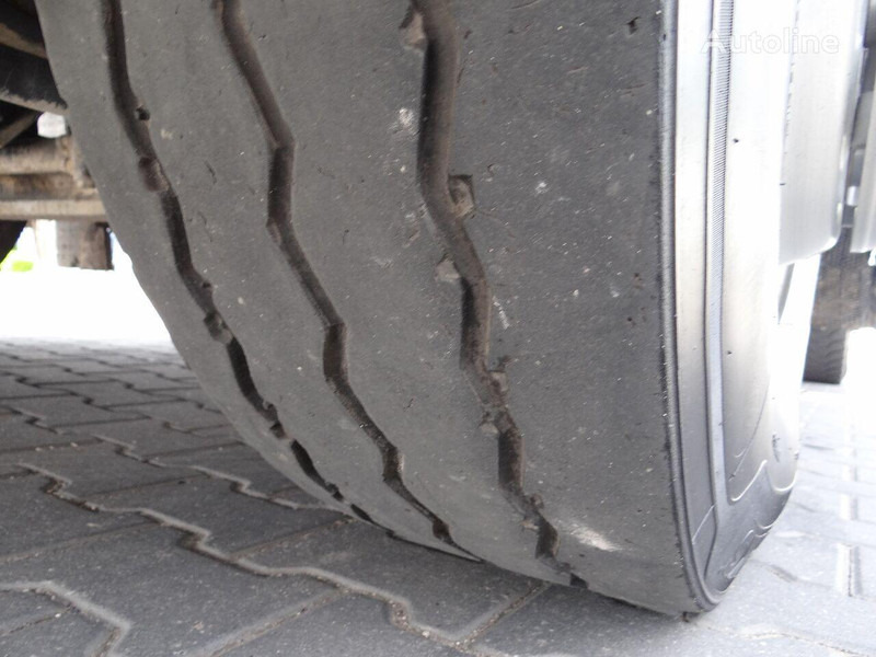 Camion ampliroll Volvo FMX 450