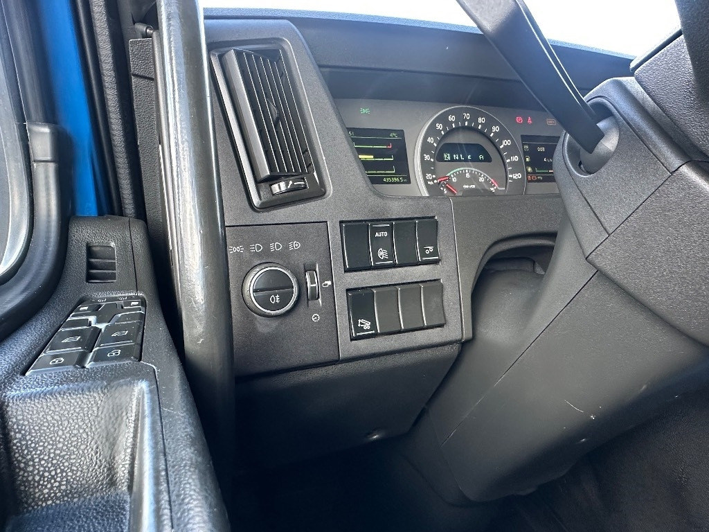 Camion ampliroll Volvo FMX 540 6x2*4
