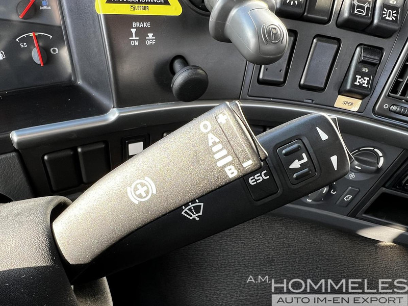 Camion ampliroll Volvo FM 330 6X4, Multilift