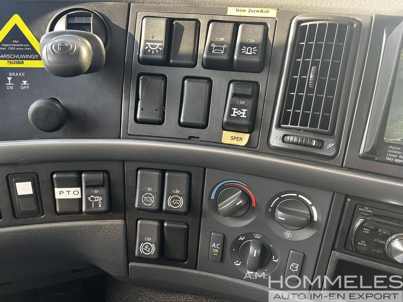 Camion ampliroll Volvo FM 330 6X4, Multilift