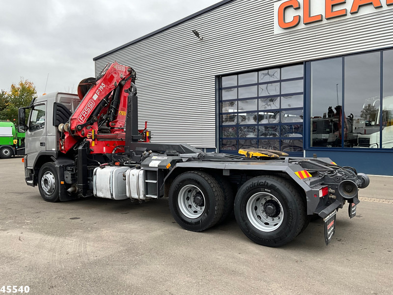 Camion ampliroll Volvo FM 340 6x4 Fassi 19 Tonmeter laadkraan