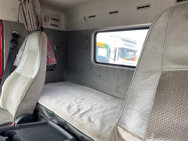 Camion ampliroll Volvo FM 380
