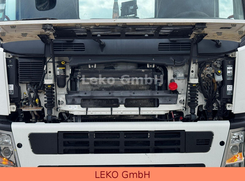 Camion ampliroll Volvo FM 400