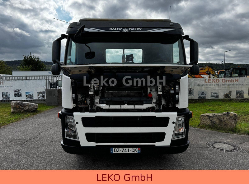 Camion ampliroll Volvo FM 400