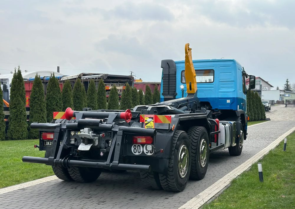 Camion ampliroll Volvo FM 400 HAKOWIEC 6X4