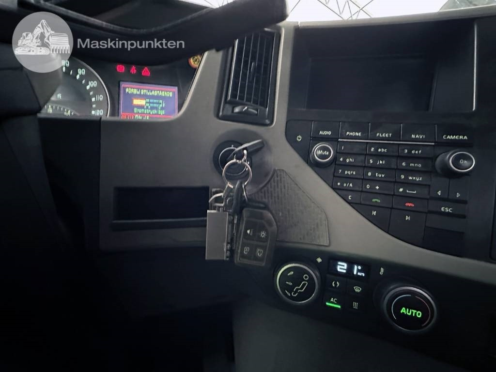 Camion ampliroll Volvo FM 420