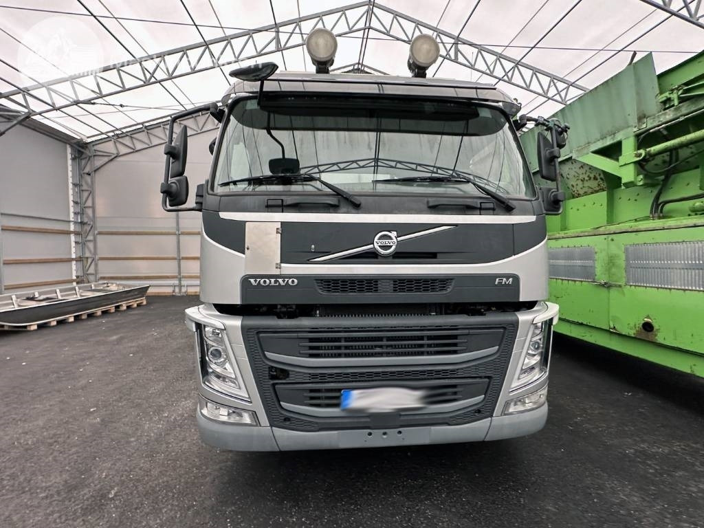Camion ampliroll Volvo FM 420