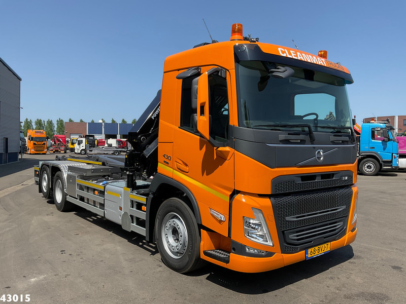 Camion ampliroll Volvo FM 430 HMF 23 Tonmeter laadkraan