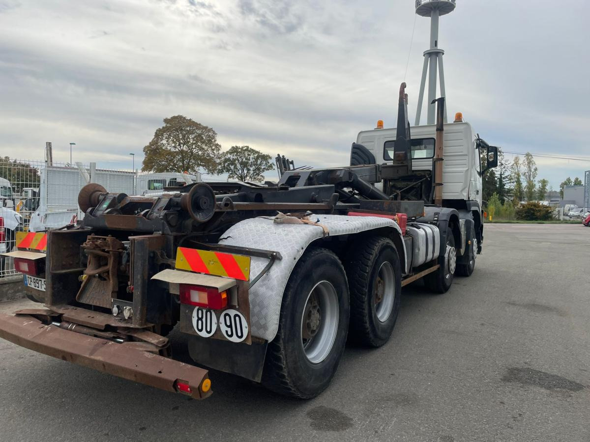 Camion ampliroll Volvo FM 440