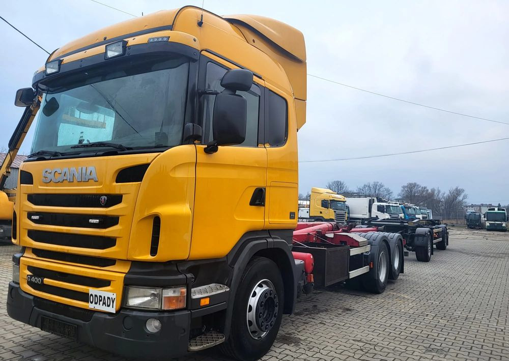 Camion ampliroll scania Scania B6X2