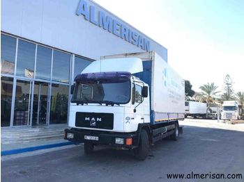 Camion bâche MAN 18.272