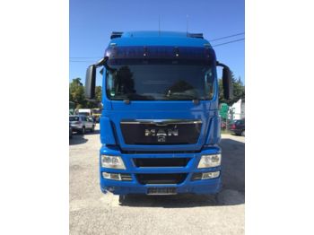 Camion bâche MAN 26.440 TGX 6x2