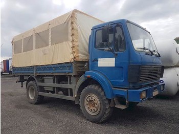 Camion bâche Mercedes-Benz 1017A 4X4
