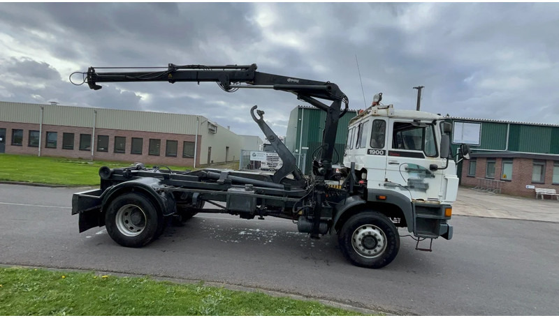 Camion benne DAF 1900 FA 1900 4x4