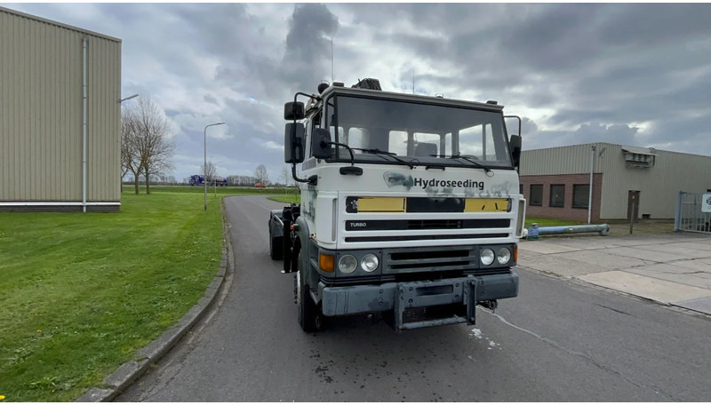 Camion benne DAF 1900 FA 1900 4x4